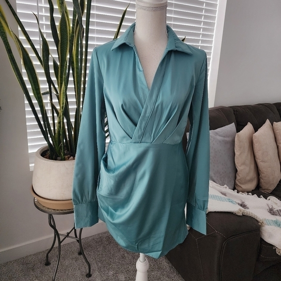 Princess Polly DECLAN MINI DRESS GREEN. Size US 8. New.Long sleeve mini dress - Picture 3 of 9